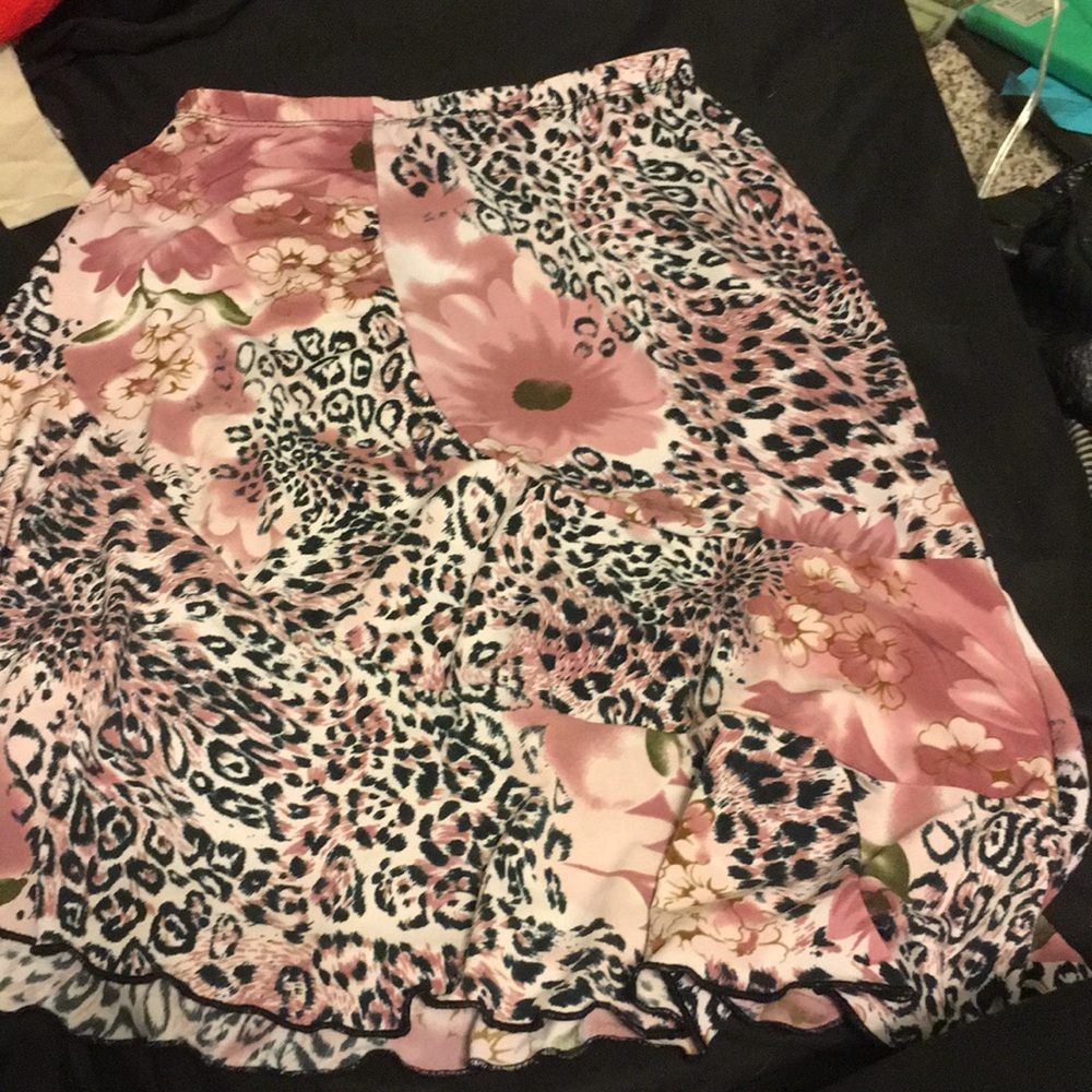 Flower/cheetah print skirt